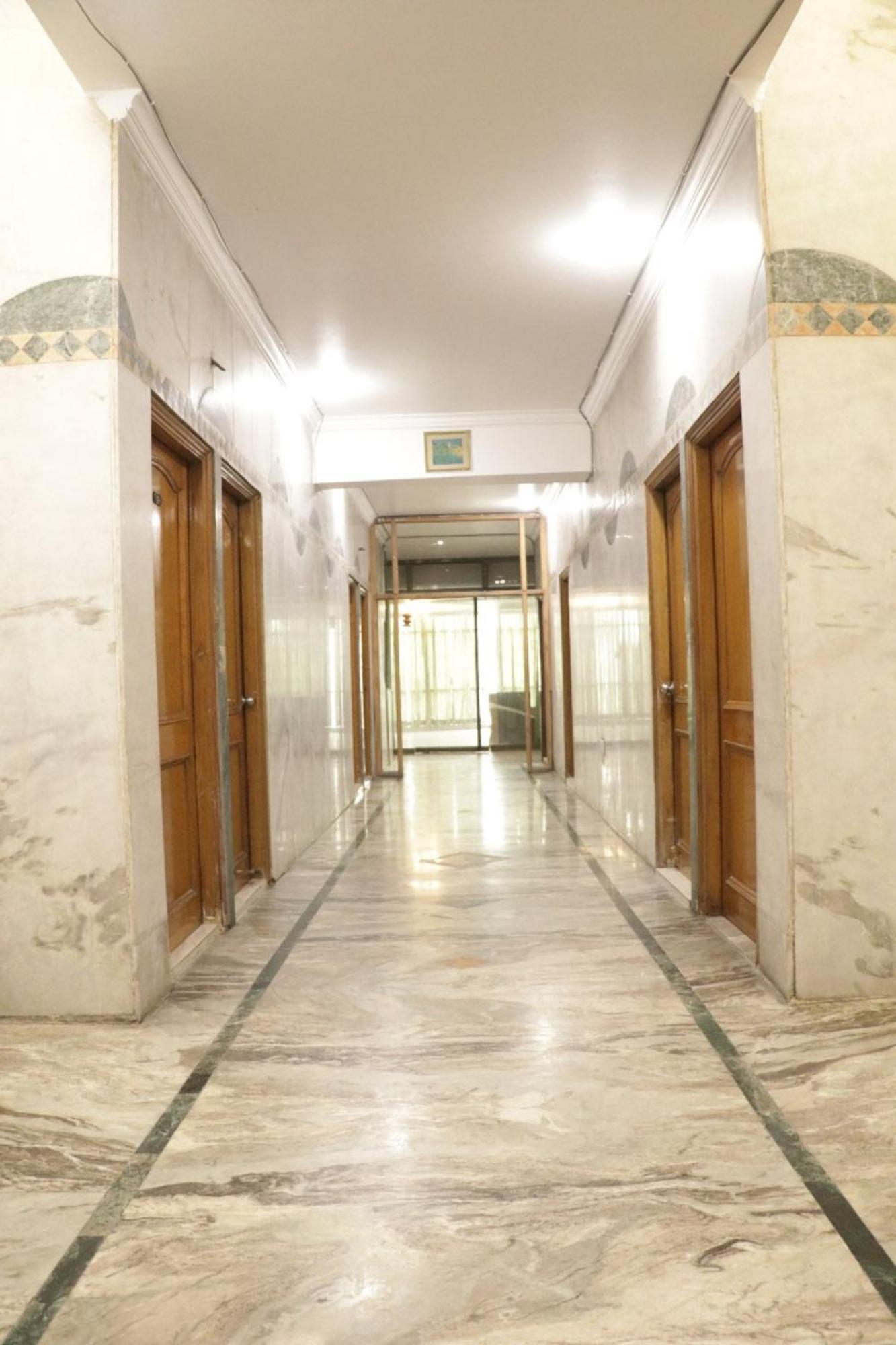 Hotel Royal Palace ジャランダール エクステリア 写真