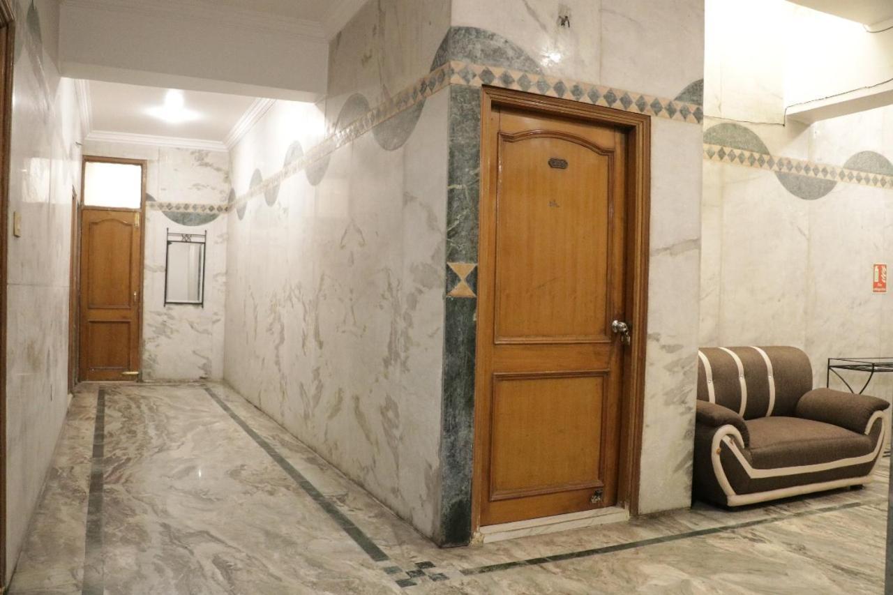 Hotel Royal Palace ジャランダール エクステリア 写真